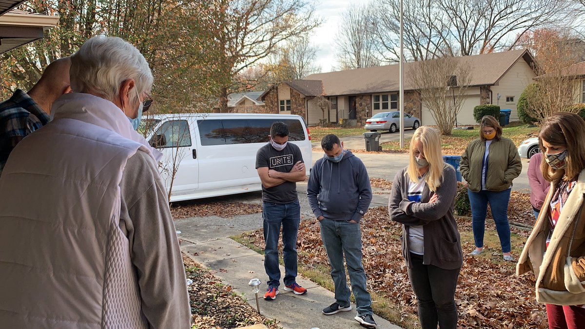 chanthachhim's tweet photo. The @SeminoleBaptist family has been so blessed with amazing, godly saints. We’re so grateful for the faithfulness of many of our mature believers. Today, our staff visited with Lonnie and Georgine Brooks. https://t.co/AneIpv3XbC