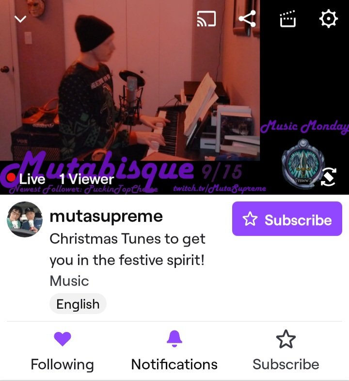 stephersupreme's tweet photo. Tune into @MutaSupreme right now for some classic festive tunes! https://t.co/nc5vtRlErq #festive #christmasmusic #MusicMondays https://t.co/BPgjhico66