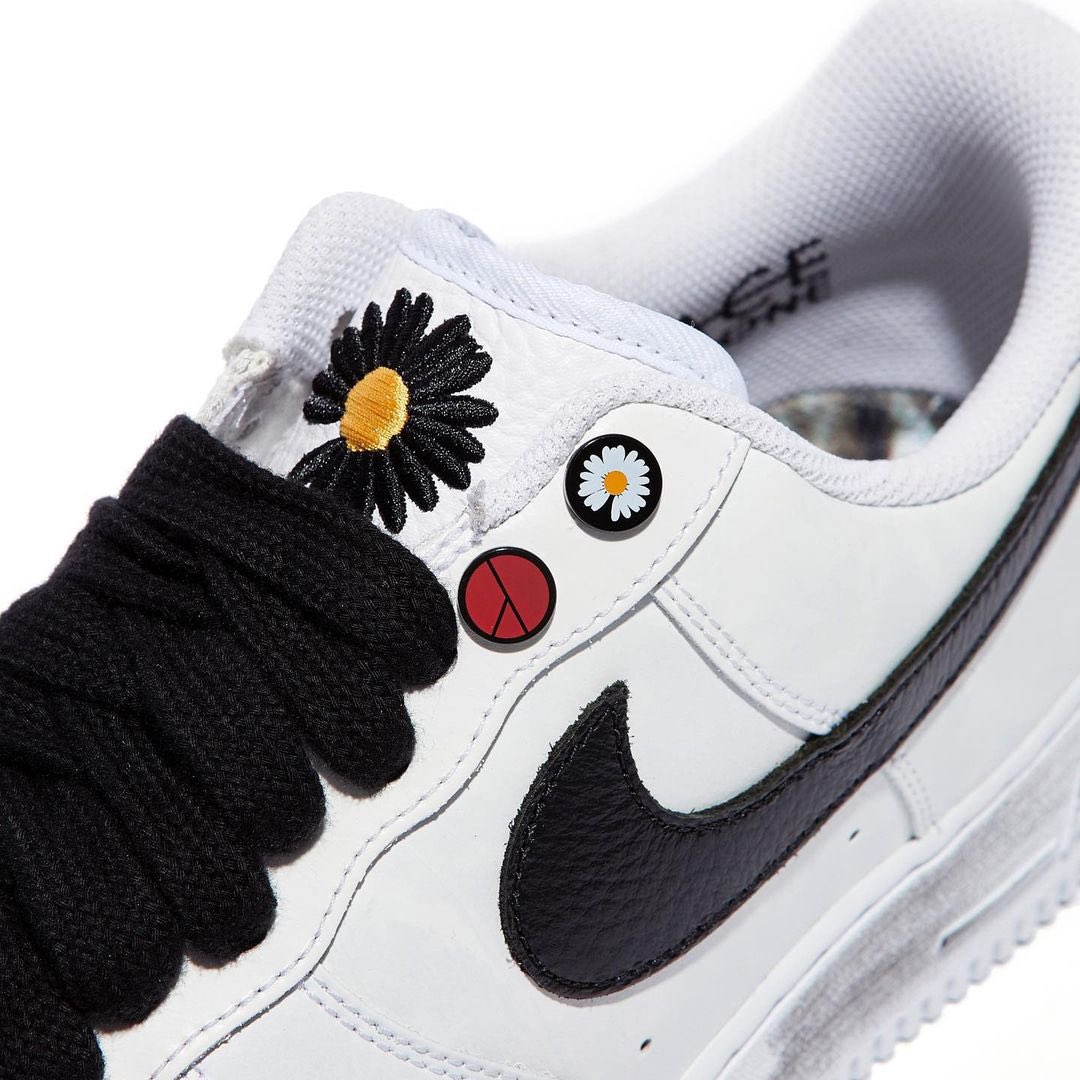 ComplexSneakers's tweet photo. G-Dragon’s new Peaceminusone x AF1 “Para-noise” drops Wednesday. Are these a drip, flip, or skip? https://t.co/dZPKuUiC0V