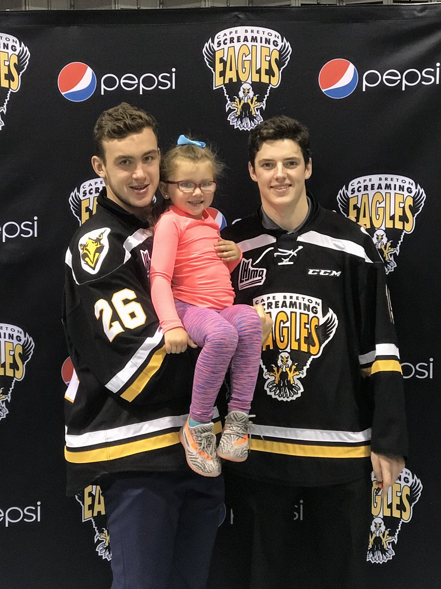 RodeTrips's tweet image. Episode 11 with Egor Sokolov is now available! @sokol2926  talks about moving to Canada at 17, the impact of his billet family, future Senators teammate @drrakebatherson, the World Jr. Championships, the NHL Draft, and more! @CBEHockey @Senators 

podcasts.apple.com/ca/podcast/rod…