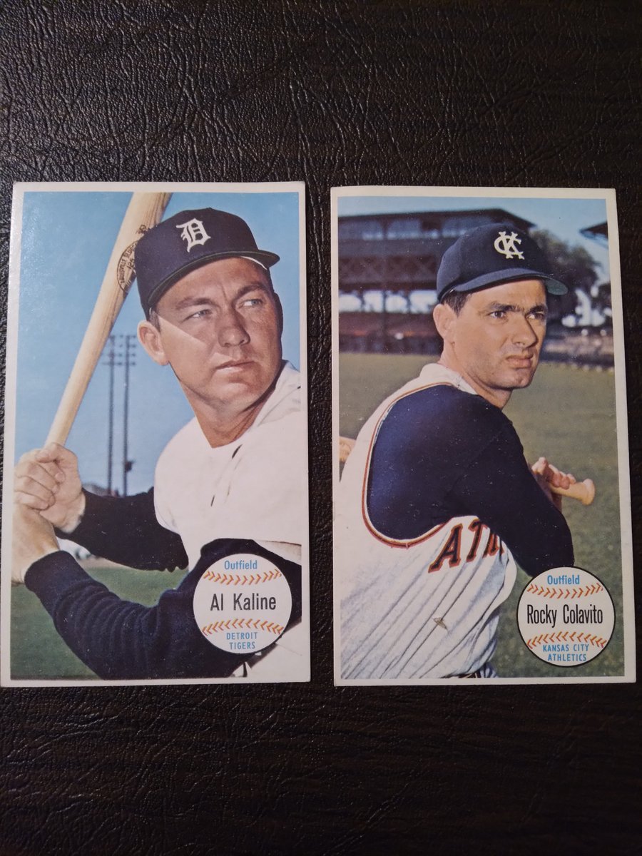 delspacefranco's tweet image. Big thanks to @heyjoenyc who sent these awesome 64ToppsGiants 

#Kaline
#Colavito