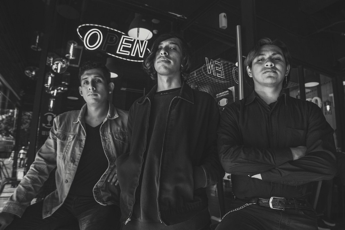 Que tal amigos aquí les dejamos otras fotos de nuestra sesión 📸