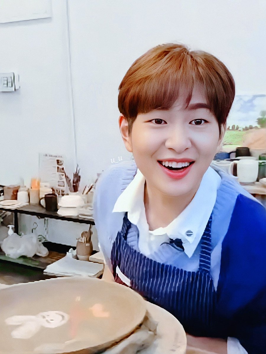 ONEW_lyrics's tweet photo. 맑고 깨끗하고 자신있게
맑고 깨끗하고 자신있게
난 누구보다 소중하니까

맑고 깨끗하고 자신있게
매일매일 행복하자
맑고 깨끗하고 자신있게 오늘도

옥상달빛 - 인턴

#온유버블 #온유 #ONEW #オニュ https://t.co/82y9PJUwsA