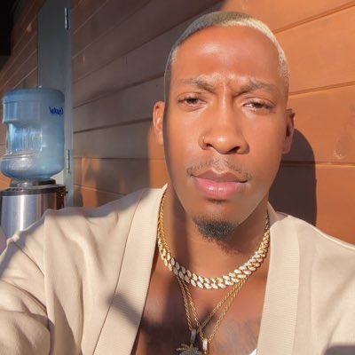 #NewProfilePic https://t.co/3dh05mFfDz<a href="/tag/newprofilepic"class="tags">#NewProfilePic</a>