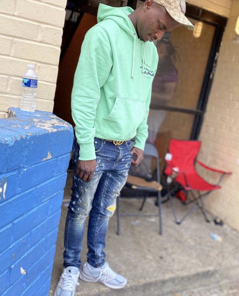 Racks2X tweet picture