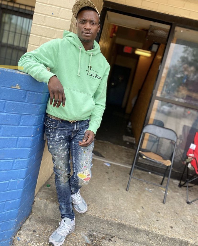 Racks2X tweet picture