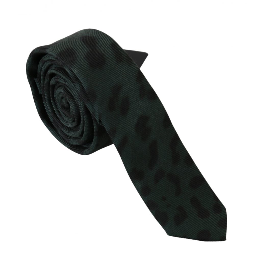Collec_Prestige's tweet photo. Green Leopard Slim Classic 100% Silk Necktie by Collection de prestige 
Shop the collection at https://t.co/5eiqnSn7Dq
.
.
.
 #collectiondeprestige #luxury #fashionblogger #outfit #competition #modeling https://t.co/sdTONrmleG
