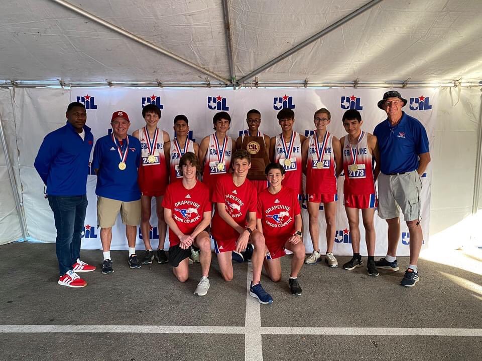 GrapevineCheer's tweet photo. Congratulations @GrapevineXC Girls Silver Medalist and Boys State Champions!!! Way to go!!!! https://t.co/lLOmIePIRX