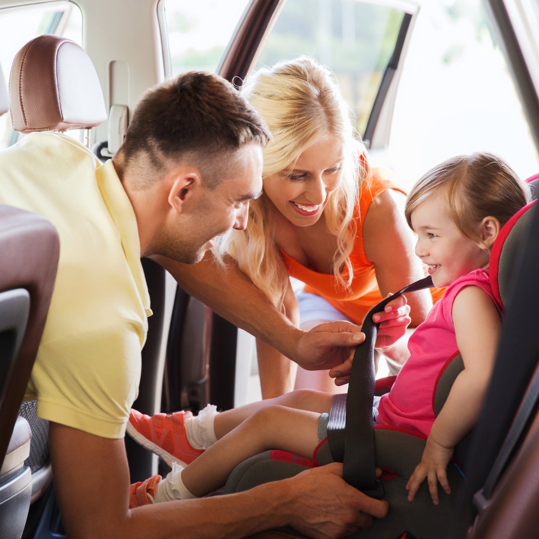 EcoFleetDriver's tweet photo. You buckle up your children and prized possessions, why wouldn’t you buckle yourself? @NHTSAgov estimates that nearly 15,000 lives were saved by seat belts in 2017. This Thanksgiving make it to the dinner table and #BuckleUp. Every Trip. Every Time. #EcoFleetDriving #SafetyFirst https://t.co/2QhxUhWgL9
