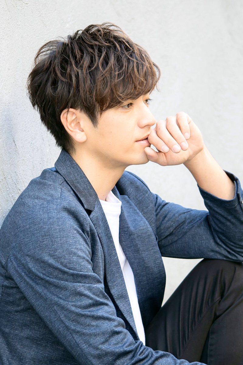 Hair Make Charmer 男性のご来店もお待ちしております メンズヘアセット12時以降1500円 メンズヘア メイク3500円 早朝料金別途 感染症対策を徹底してお待ちしております ヘアセット メンズヘア 新宿西口 メンズ 男性セット メンズアイドル