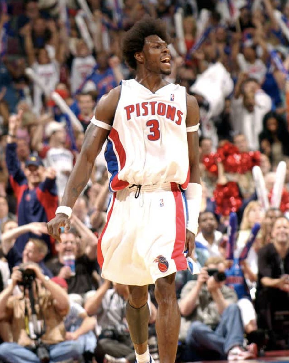 12) Ben Wallace's journey from Junior College to NBA All-Star is something out of a book.— Cuyahoga Community College— D-II Virginia Union— Undrafted— Italy— NBA All-StarDon't forget though - what if he never met Charles Oakley?The good thing is, we'll never find out.