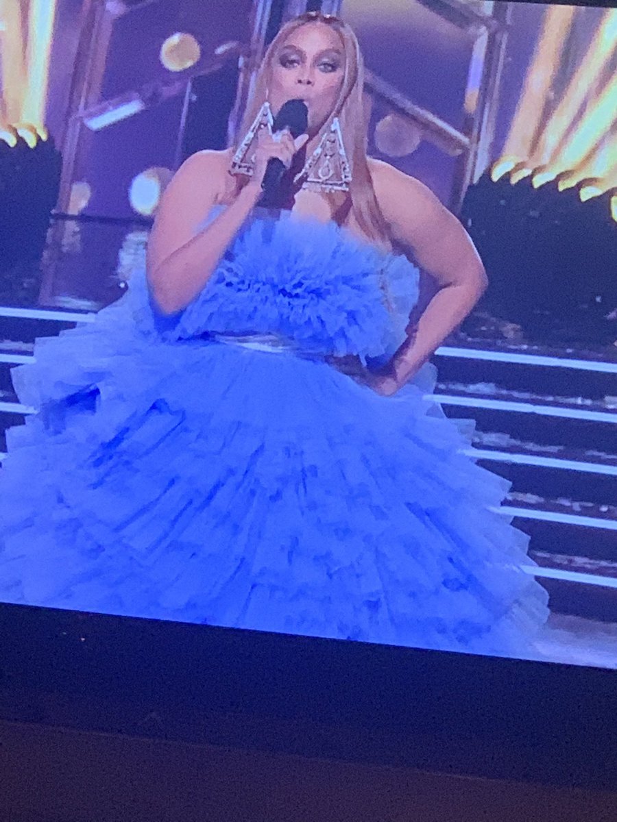SamanthaMeranda's tweet photo. Who wore it best? #DWTS https://t.co/LNWbLi94lB
