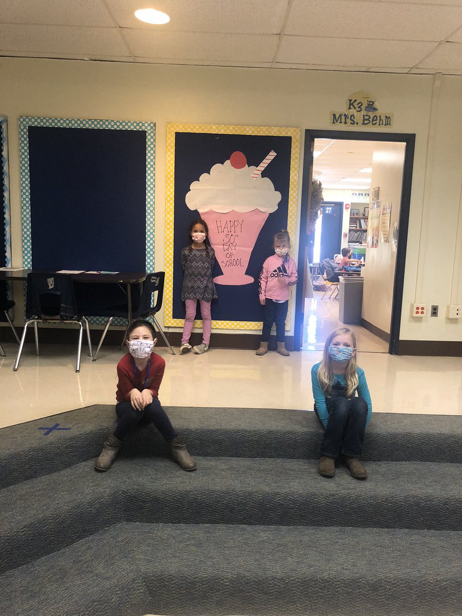 BehmKristin's tweet photo. @JBWatkinsES 50th Day....round 2!!! https://t.co/XaCr5cPTEX