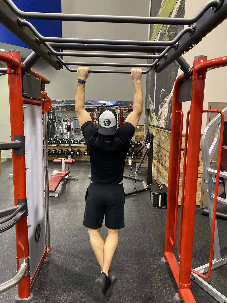 ZachBoychuk's tweet photo. BLACK FRIDAY sales starting this week! We have 8 week plans available at 50% off๐ชMessage me for customized gym and at-home workouts ๐ฅฆ๐๐ฝ๐๐ฝ๐๐ฝ #ZBFit https://t.co/NLjm1EhnYt