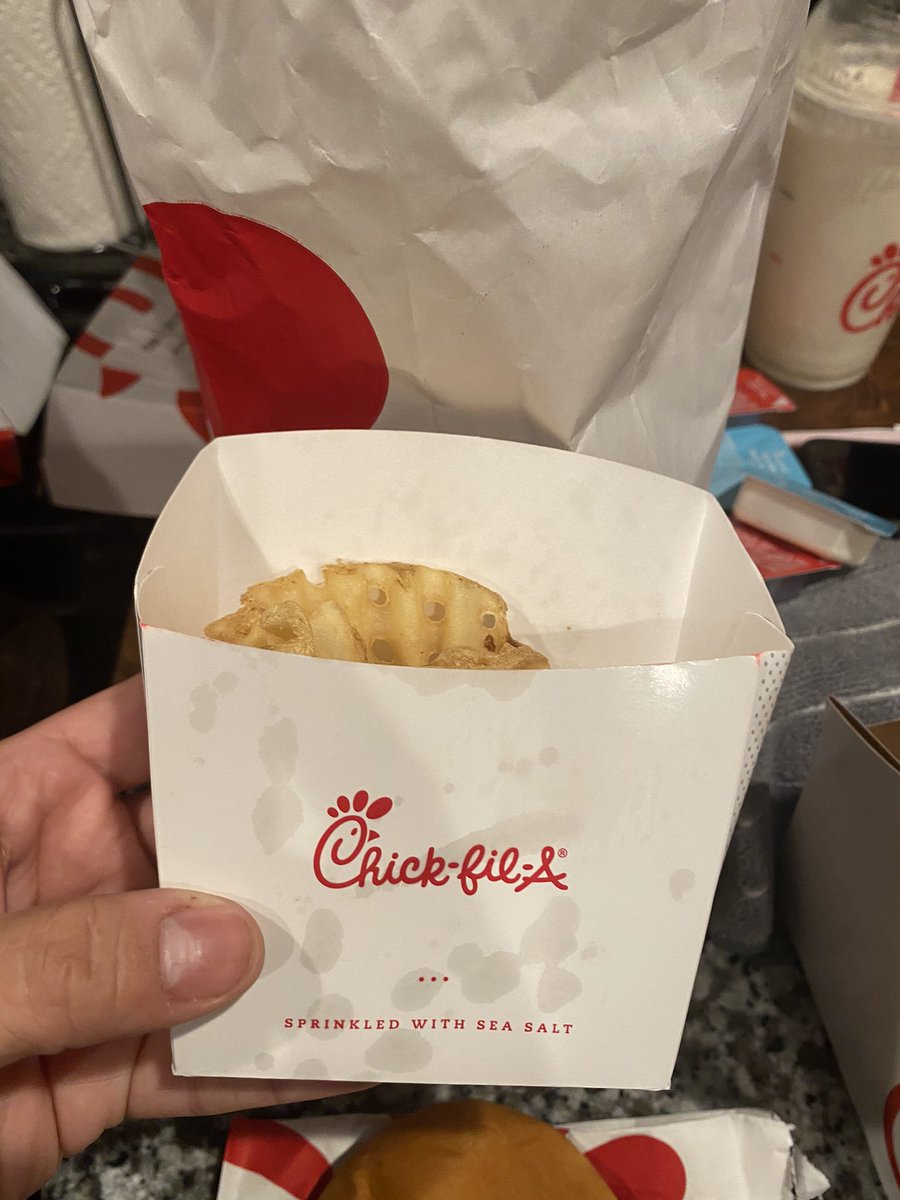 educatingon's tweet photo. @ChickfilA my fry order was so small. https://t.co/I7WFTUYK8J