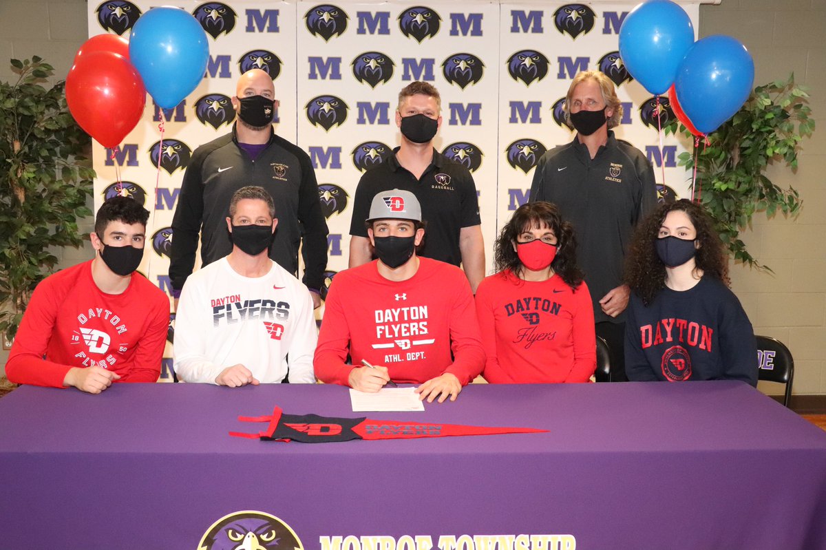 Wally Gator tweet media