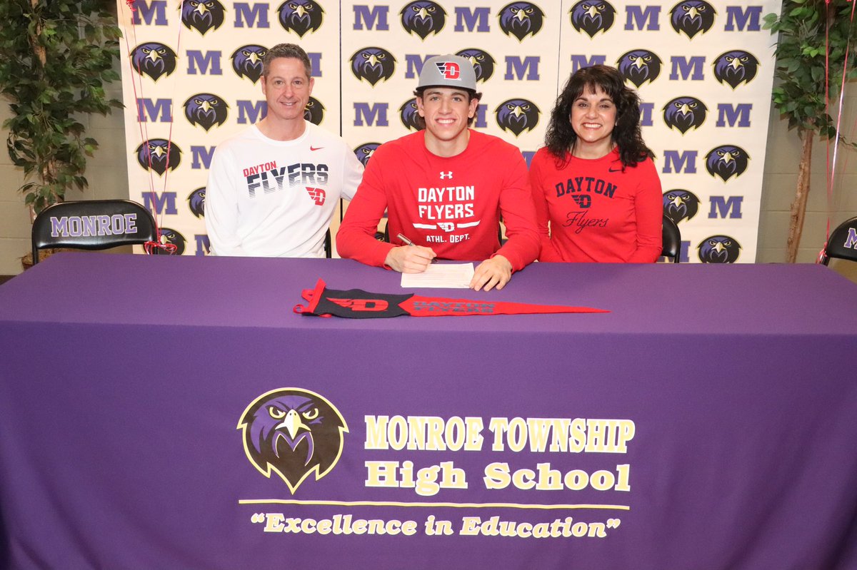 Wally Gator tweet media