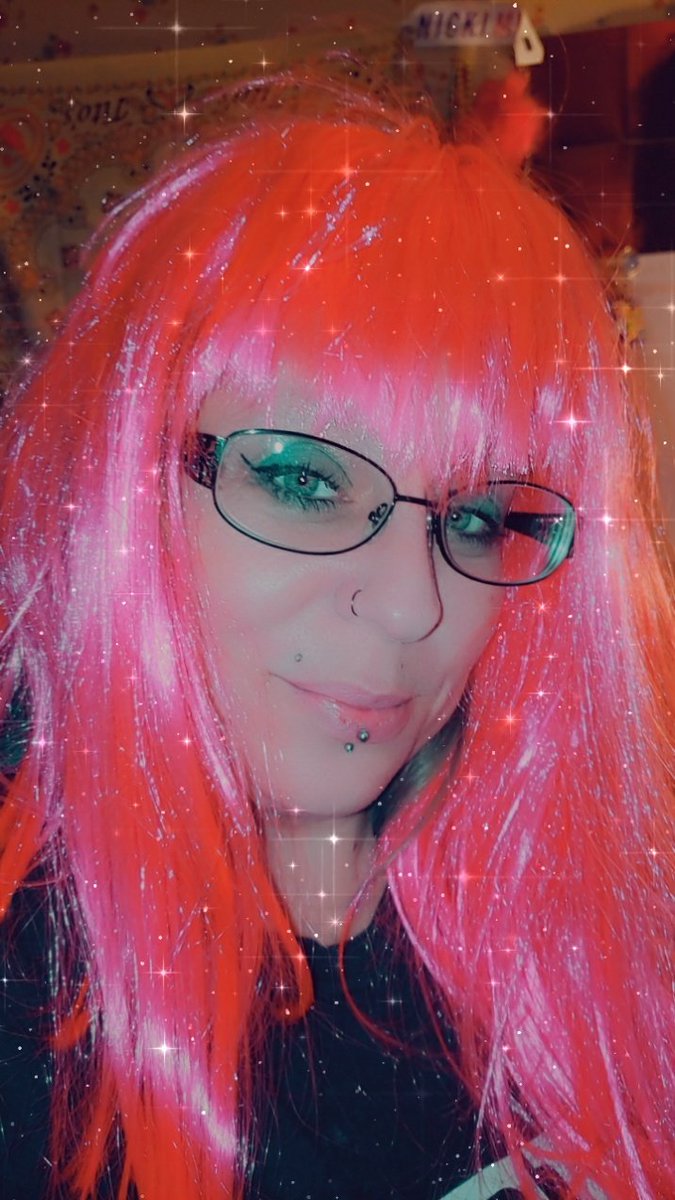 TattedBarbie82's tweet photo. #BarbieShit #Queen #Barbie #NickiMinaj #barbz #PinkFriday #PinkFridayAnniversaryParty We Just Click .. You dont have to understand  #MisunderstoodBarbie #TattedBarbie FREAKING LOVE ME SOME @NICKIMINAJ  Now Thats #AllFaxs https://t.co/tZFwUtSHrI