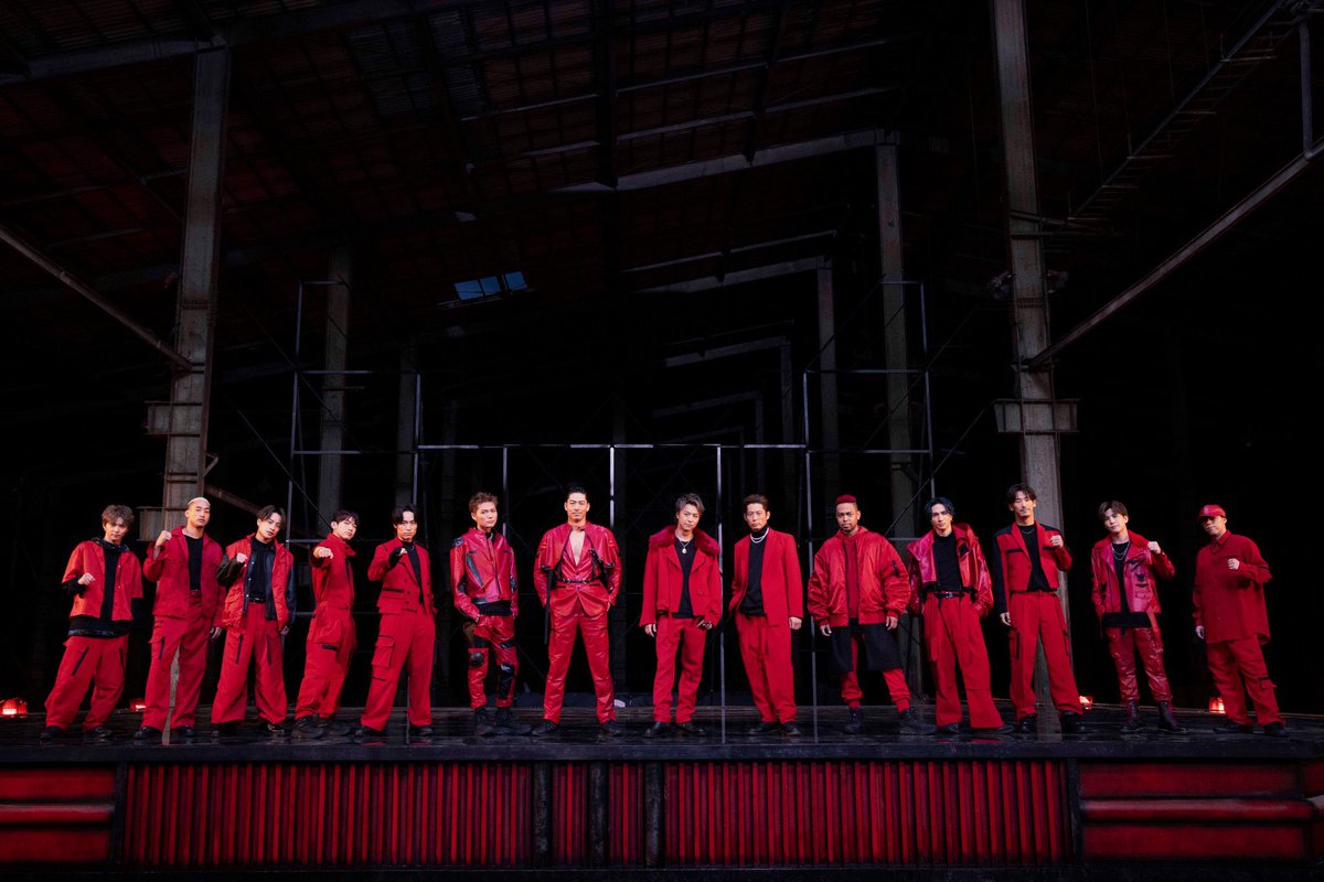 PERFECTYEAR2014's tweet photo. 2021/1/1(金･祝)EXILE TRIBE New Single「RISING SUN TO THE WORLD」に収録されている、
EXILE『RED PHOENIX』のMVが公開！！！

NEW EXILE、14人体制での新たな挑戦への決意表明ともいえるMVが完成！！！

⬇️MV
https://t.co/tdlo2Xezbv https://t.co/Xri3gkFXm8