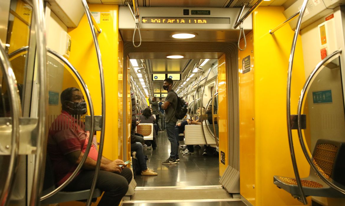 Transportes do Rio têm esquema especial no Dia da Consciência Negra
#jornal, #diário, #brasilemfolhas | https://t.co/8fchhuzeR4 https://t.co/AqaGdVGLGQ