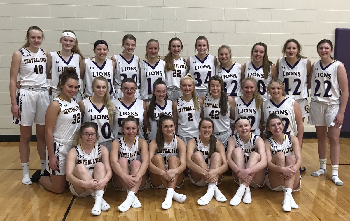 CLGirlsHoops's tweet photo. π¦π #EarnIt #CLbball https://t.co/kcziZs6iRo