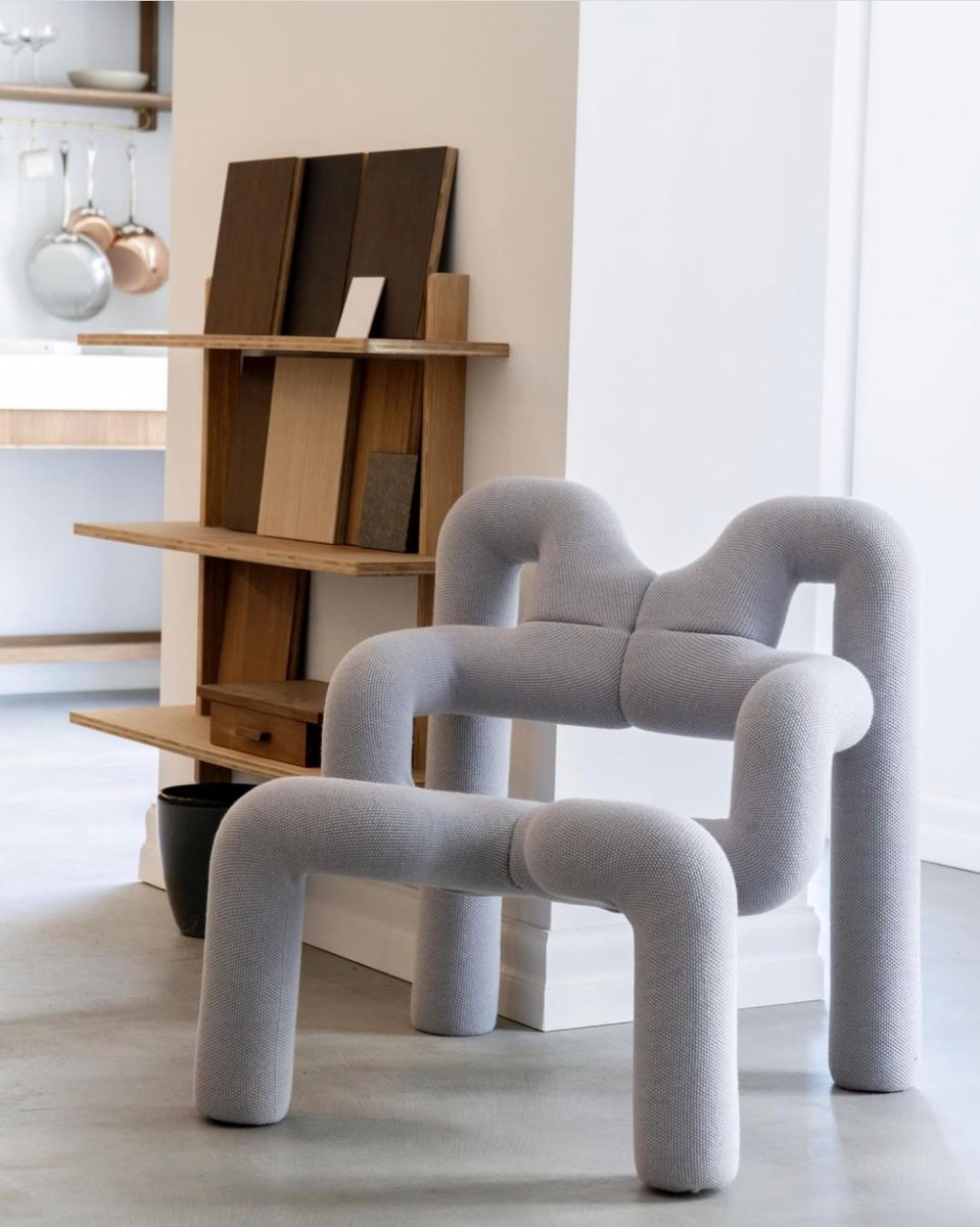 manks_hk's tweet photo. Ekstrem, an unconventional lounge chair from Norway. Available at https://t.co/rqS8aNBBFo . #Manks #Furniture #Designer #InteriorDesign #HomeDesign #HomeDecor #WorkFromHome #LivingRoom #ScandinavianDesign #Asia #HongKong #HK #HongKongers #HKers https://t.co/BT8XEVPCdh