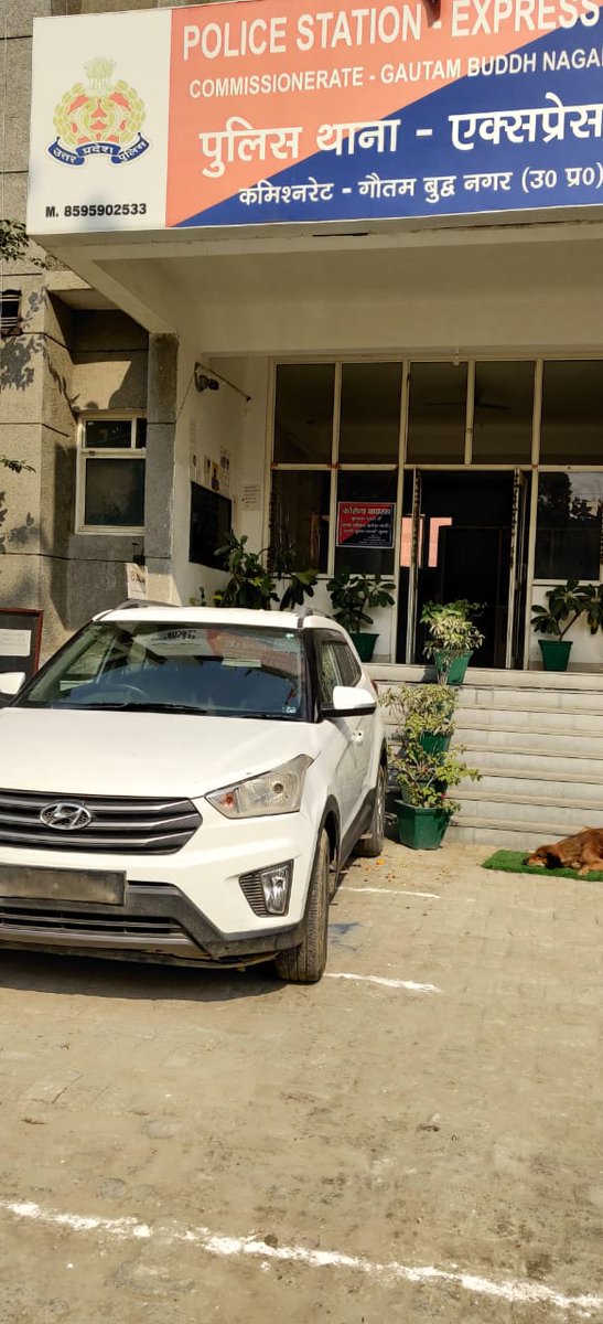 Prashan72083532's tweet photo. I want to extend my sincere thanks to Expressway thana police team for working in positive and very supportive manner. My faith in law and order in uttar pradesh and noida police continues to grow. 
@timesofindia @aajtak @ABPNews @AmarUjalaNews @JagranNews https://t.co/Sk0Dg1jnsz