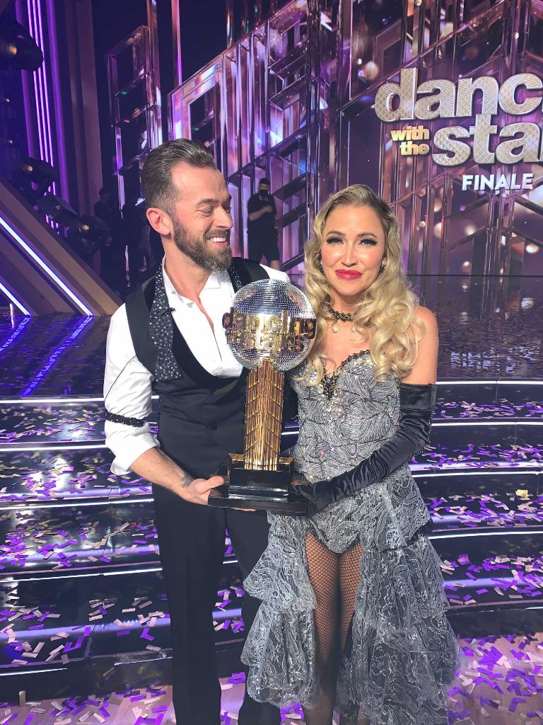 officialdwts's tweet image. A dream come true for @KaitlynBristowe in the #DWTS ballroom ✨ We couldn’t be more proud of #TeamWillYouAcceptThisDance for all their hard work this season! #DWTSFinale