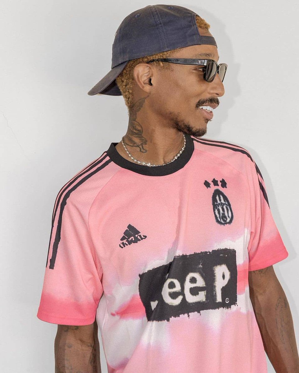 jerseykit254's tweet photo. Now Available @jerseykit254 For Only 1300ksh Each #JerseyKitKenya #QualityAssured #IkoKaziKE https://t.co/YsLLxAqytY