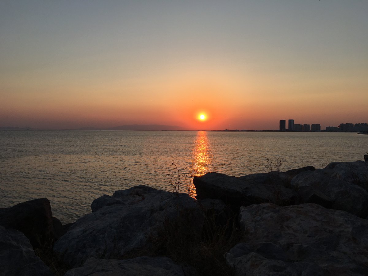 naratoras's tweet photo. Bostanlı/İzmir/Türkiye
01.08.2020
#photography #photographer #photograph #photo #Fotografie #Fotograf #Foto #Fotos #fotoğrafçılık #fotoğrafçı #fotoğraf #spectures #landscape #Landschaft #manzara #sunset #günbatımı #Sonnenuntergang #Lightroom #Luminar #Twitter #LiveForTheStory https://t.co/YCirZSPZb5