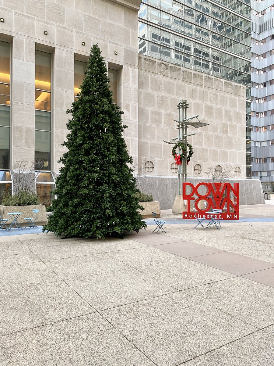 Have to be back to see that main Christmas tree decorated • @MNs_Rochester <a href="/DowntownRochMN/">Downtown Rochester</a> 🎄 #ExperienceRochesterMN #RochMN