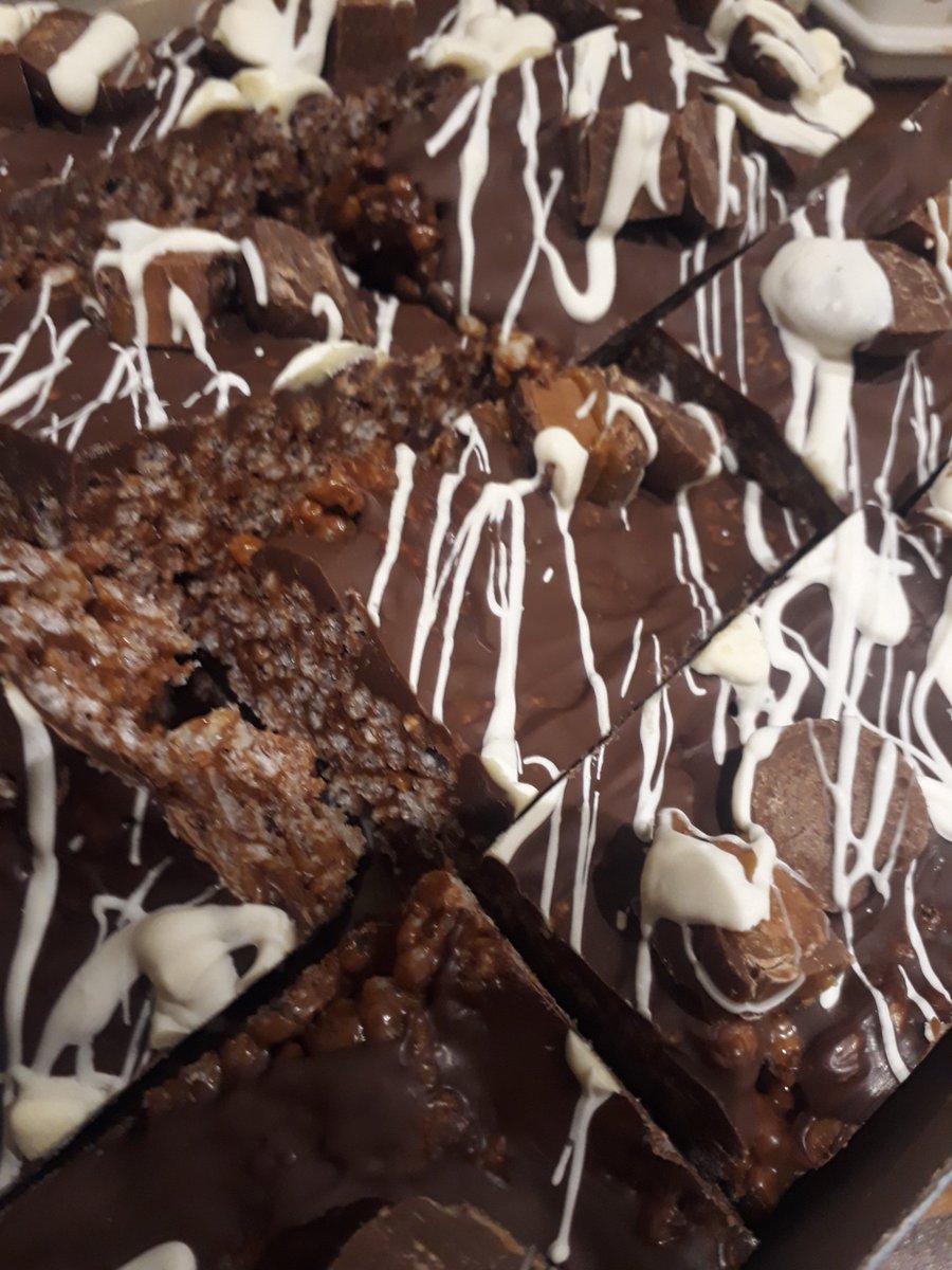 OCCNobber's tweet photo. 🍰A reminder to all students and staff about our #BakeSale in aid of Aware/Concern in the Gym at 1.20pm today! 🍰
Please wear your #Mask and remember to keep your #SocailDistance 😷
Be there or be square!! (Mars bar squares to be exact) 🤩🤩🤩 https://t.co/4zXcRVMTgQ