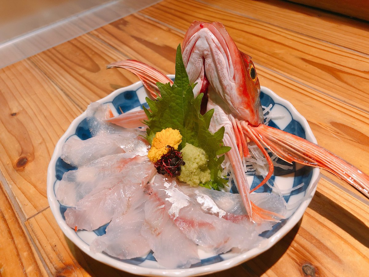 魚のてっぺん Twitter પર ホウボウのお刺身650円 南伊勢のホウボウが 登場です 鳴き声がボーボーと鳴くので ホウボウと名前になった らしいてます