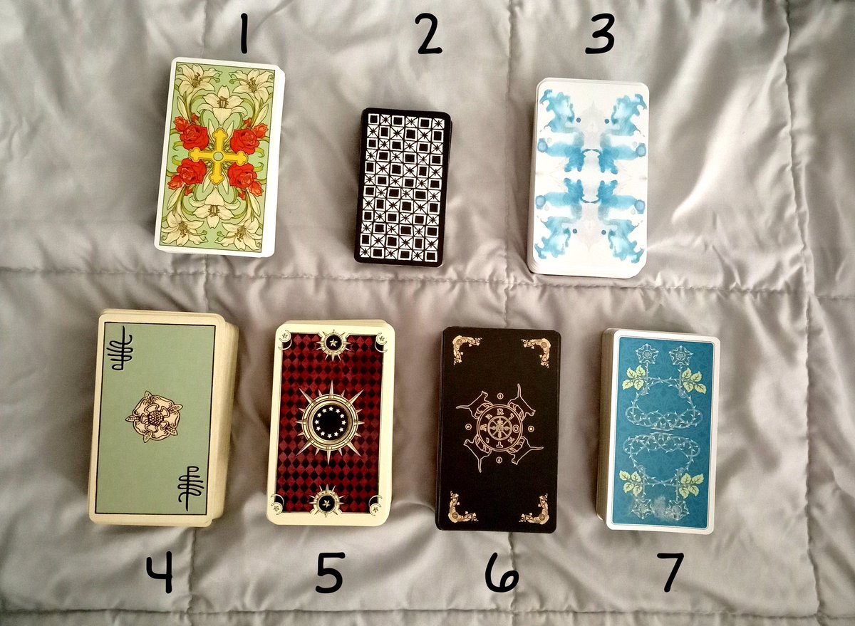 🔮 pick a cards 
หัวข้อ : เรื่องดีๆ ที่มาส่งท้ายสิ้นปี 2020 ของคุณ ✨
— กติกา —
✨ กดรีทวิตเป็นค่าครู
✨ ตั้งสมาธิ, เลือกไพ่หนึ่งสำรับที่ถูกชะตา
✨ รออ่านคำทำนาย 21:21 น.

— เป็นเพียงการอ่านไพ่ภาพรวมเท่านั้น —
#ดูดวงกับพี่เหนือ #ดูดวง #ดูดวงฟรี