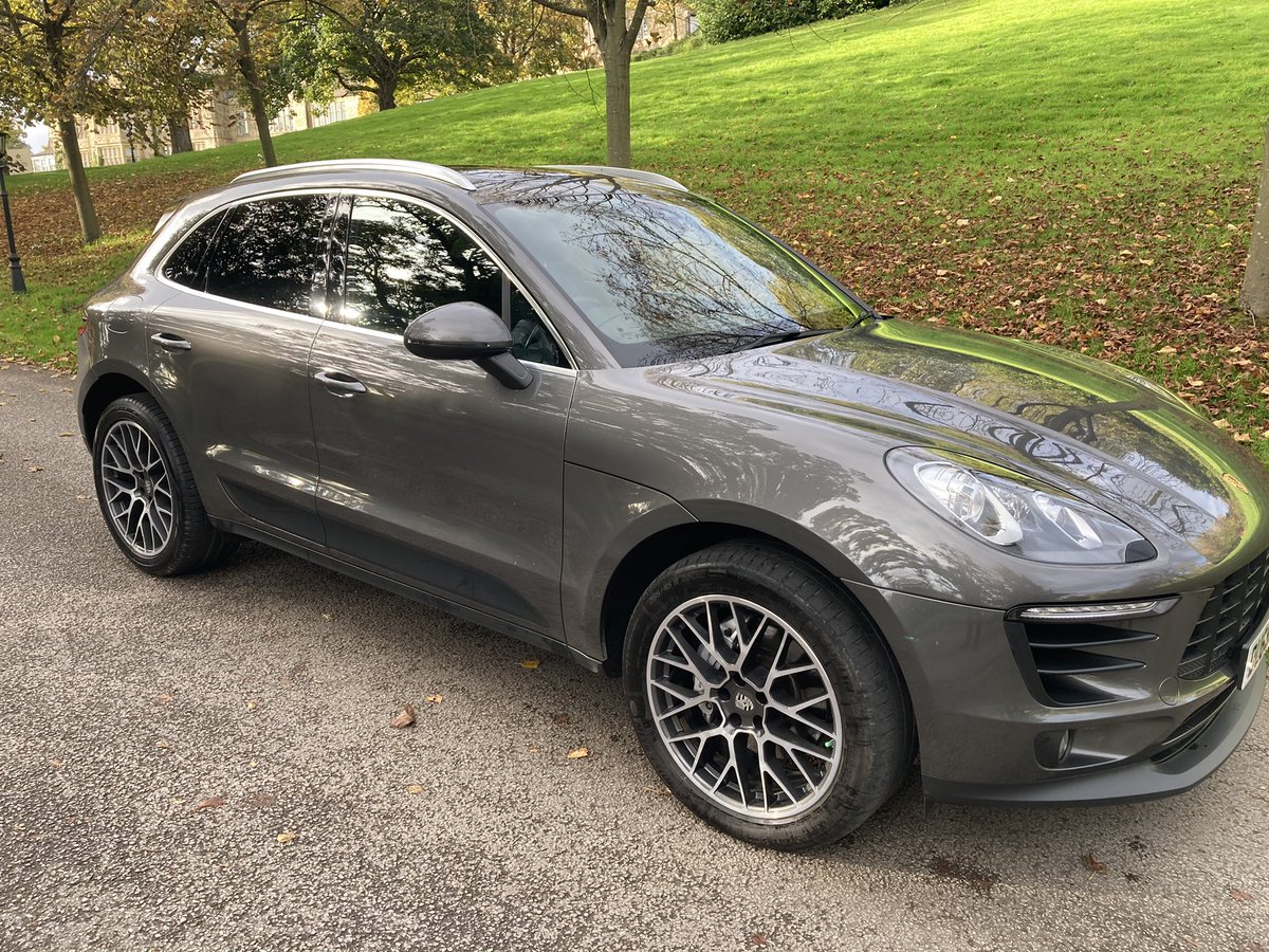 Stunning Porsche Macan 3.0 V6 S PDK with £8k extras!!

carmark-carsales.co.uk/used-cars/pors…