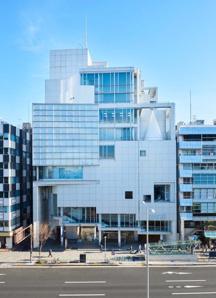 MindsetForHapp1's tweet photo. MindForArt
“It’s not at all epoch-making, just the kind of construction that could be done anywhere”. 
Fumihiko Maki💡🧠✏️

Japanese #architect, he received the Pritzker Prize for his work, which often explores pioneering uses of new materials🇯🇵

#architecture #art #design 👁👇🏽 https://t.co/Kt64dzmoA8