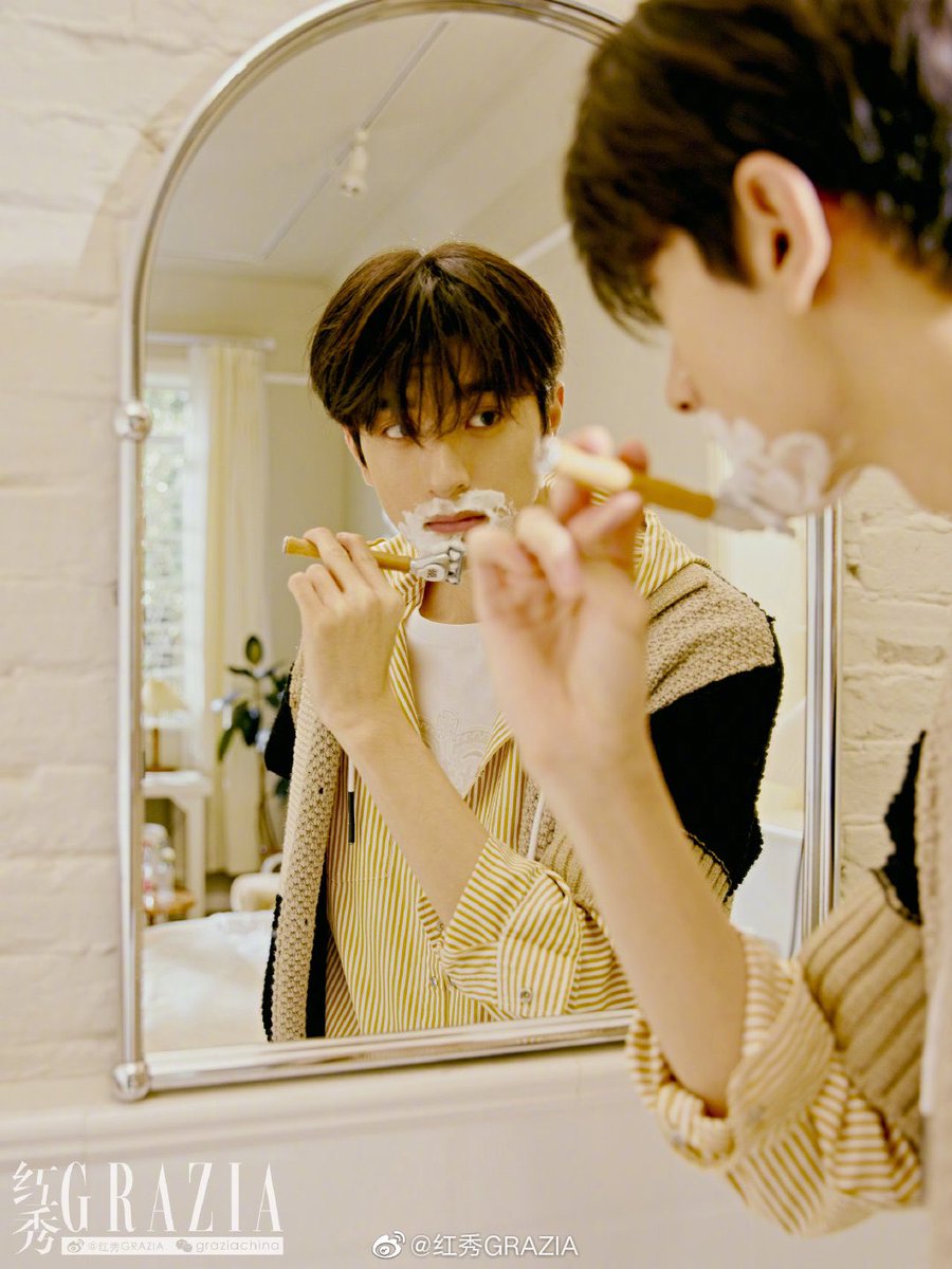 dramapotatoe's tweet photo. #LinYi is the Grazia Boyfriend for Issue #484 

Full shoot - https://t.co/jlXHdH9FmV https://t.co/jo0NPBm60h