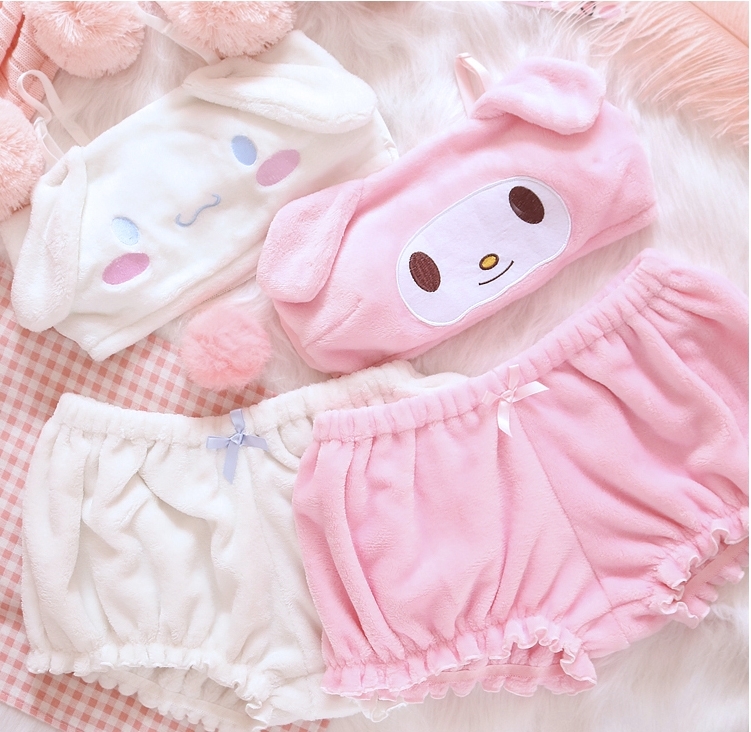 Size S-L Pink And White Velvet Tube Top And Panties Set

lalunabeauty.us/product/pink-a…

#lingerie #cosplay #bunny #bunnyset #lalunabeauty #patreon #onlyfans #beauty