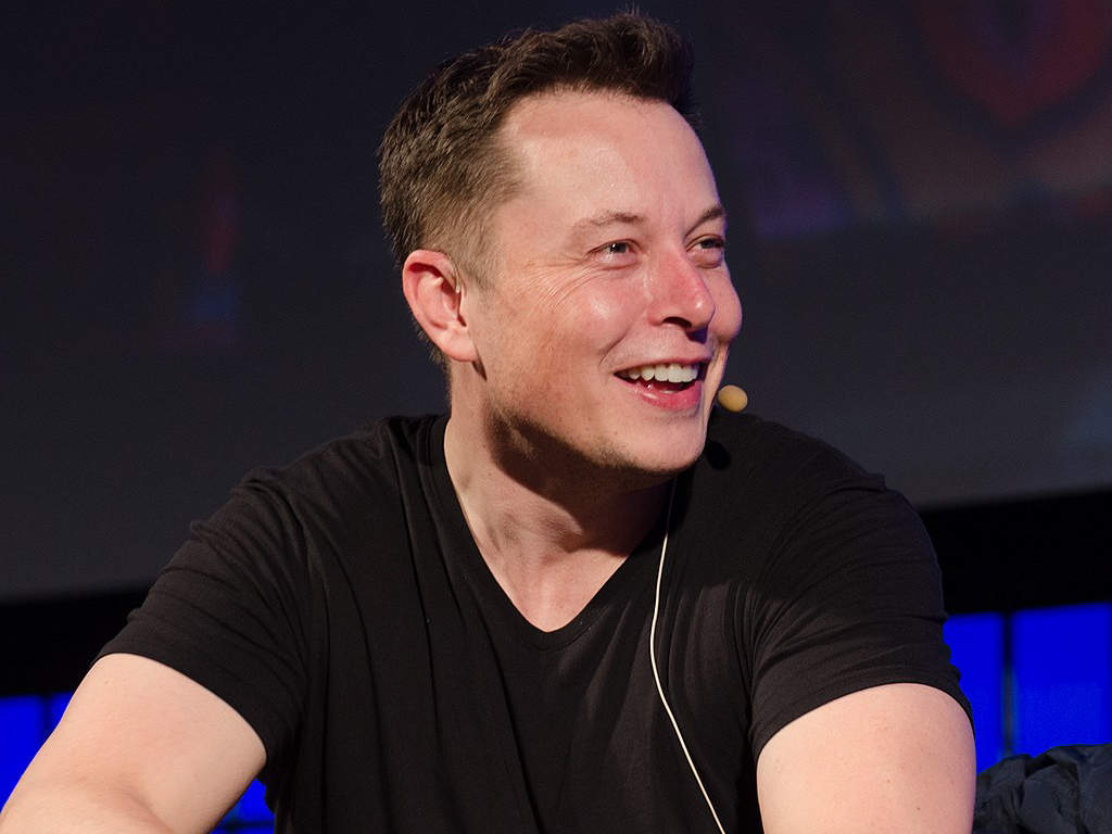 . @elonmusk surpasses  #BillGates to become the world’s second-richest person as  #Tesla’s market cap inches closer to $500 billion  #ElonMusk  https://www.businessinsider.in/thelife/personalities/news/elon-musk-surpasses-bill-gates-to-become-the-worlds-second-richest-person-as-teslas-market-cap-inches-closer-to-500-billion/articleshow/79382348.cmsBy  @navdeepyadav321