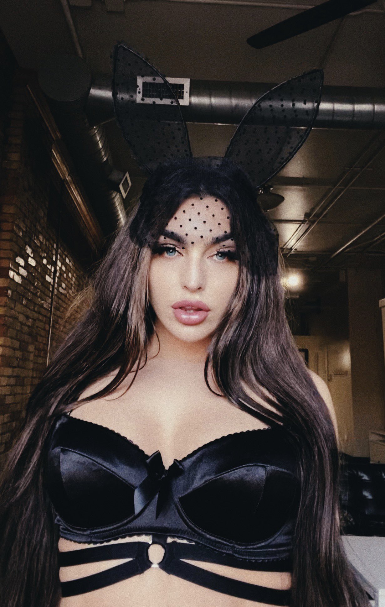 Emily Rinaudo on X: Id fuck me lol t.coJG8uQ5Rg63  X