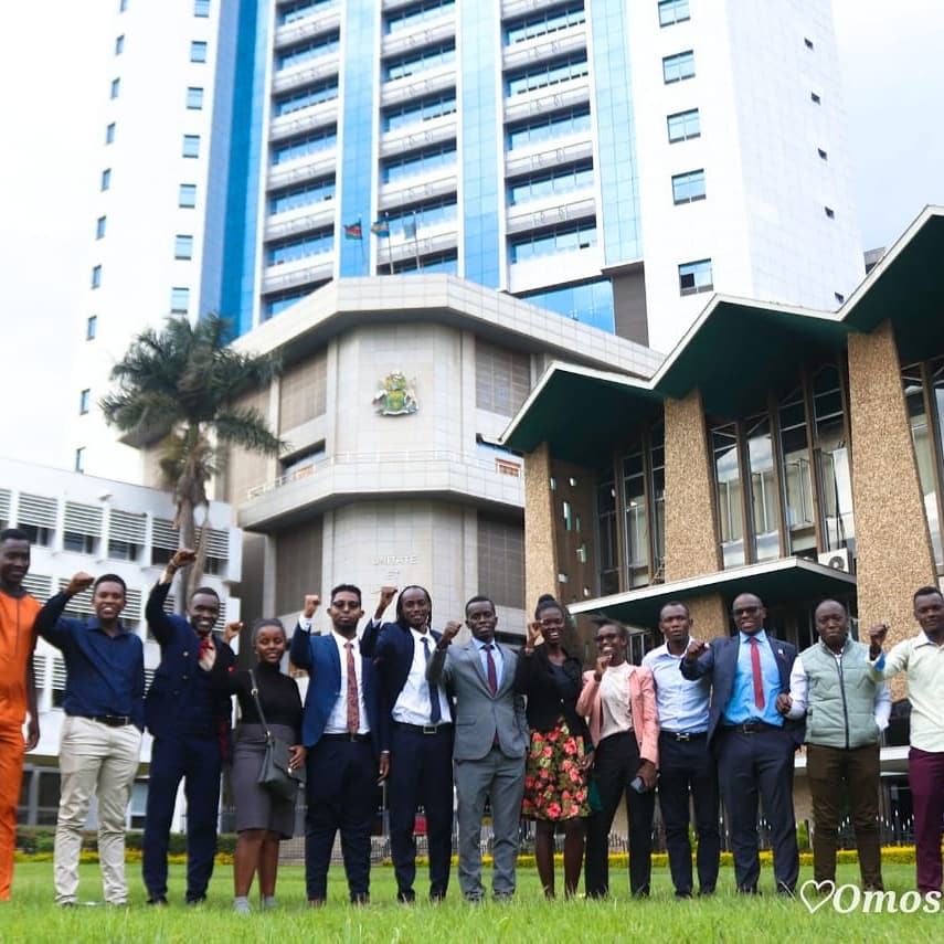 EddieMwendwa's tweet photo. As I took the oath of office, I could only imagine the great men of the past who had led the greatest University in East and Central Africa. It is a hallowed lineup and I am greatly humbled to join the club. May the dreams &amp; visions and they had be actualized in my leadership. https://t.co/W9xRsjn3Nl