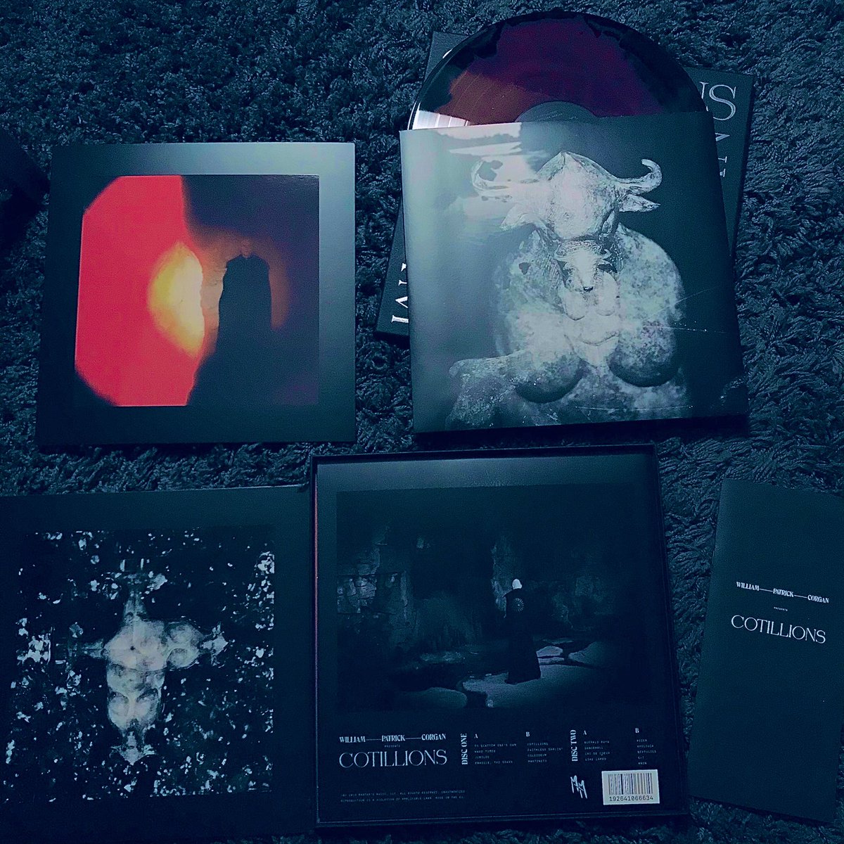 spmikey83's tweet photo. A day late, but one year since the release of this hauntingly beautiful 'Cotillions' album. The third solo album by the very creative William Patrick Corgan. My limited edition signed vinyl copy of it. 🤩 This one soothes my soul. 🎶🖤🎶 #Cotillions #WPC #MikeysRecordCollection https://t.co/jtS5IYZ29B
