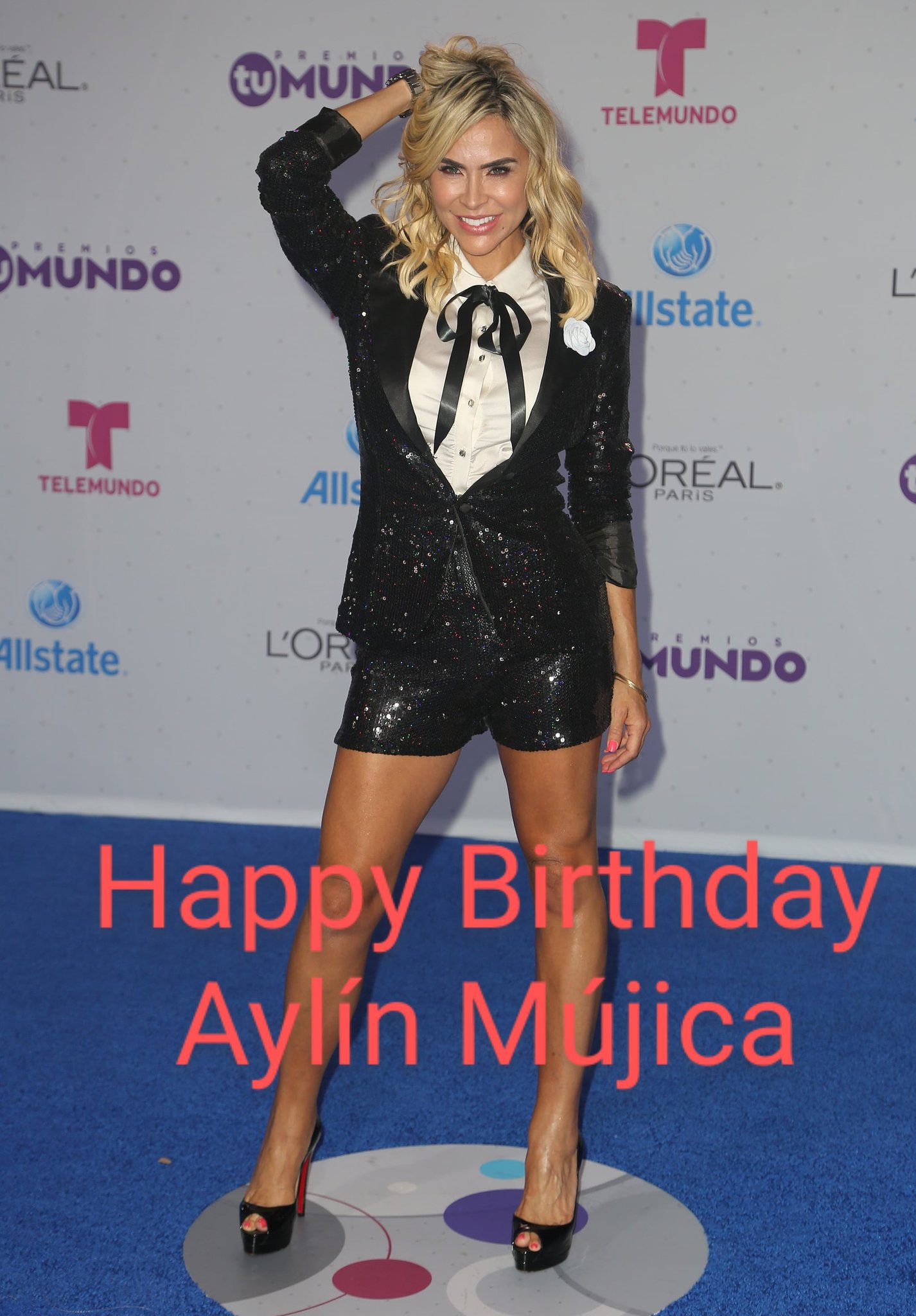 Happy Birthday to the cuban actress, model, and ballet dancer.    