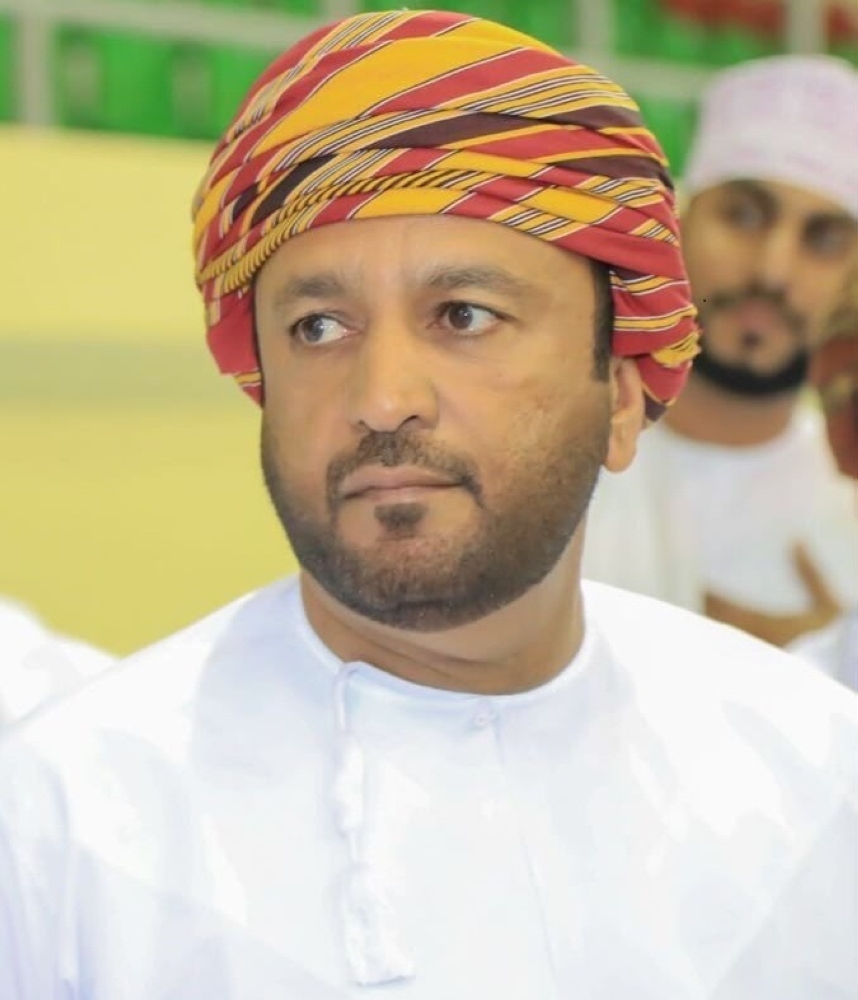 الفيفا يرفع الحظر عن نادي صحار بسبب جمال عبدالناصر جريدة عمان