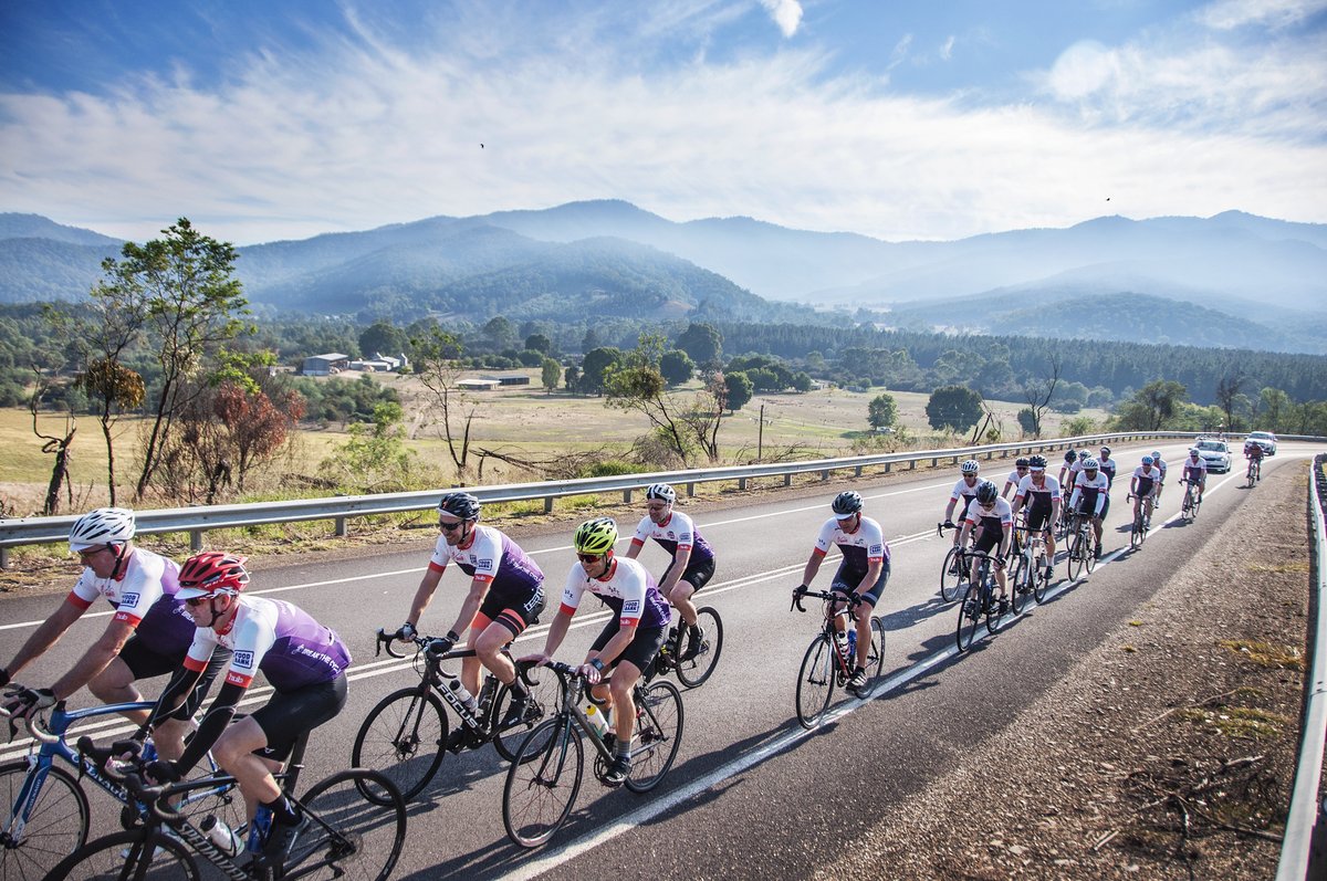 FoodbankCEODave's tweet photo. COVID-19 has left many Victorians in a situation they’ve never been in before – unable to afford food and groceries. So I'm jumping on the bike again on Nov 28 to take part in this year’s Hunger Ride. Just $1 donated is 2 meals created. Please donate: https://t.co/M3Bs5lBsHa https://t.co/M7BF9RdvXq