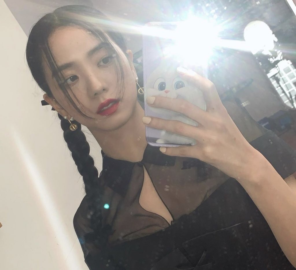 jisoo pics (@jisoosjpg) on Twitter photo 