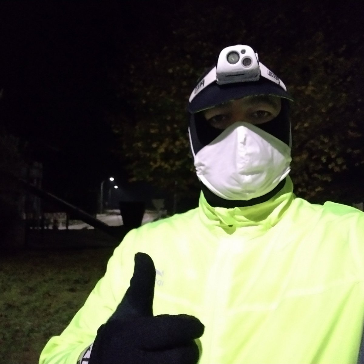 juanmateosm1's tweet photo. Buenos y fresquitos días en mi #caminatamañanera #donpe. Cogiendo rítmo y avanzando. Hoy sesión #CQAE con uno de mis coles. Transformando el centro desde su espiral de mejora. https://t.co/zaOq7Tgeev
