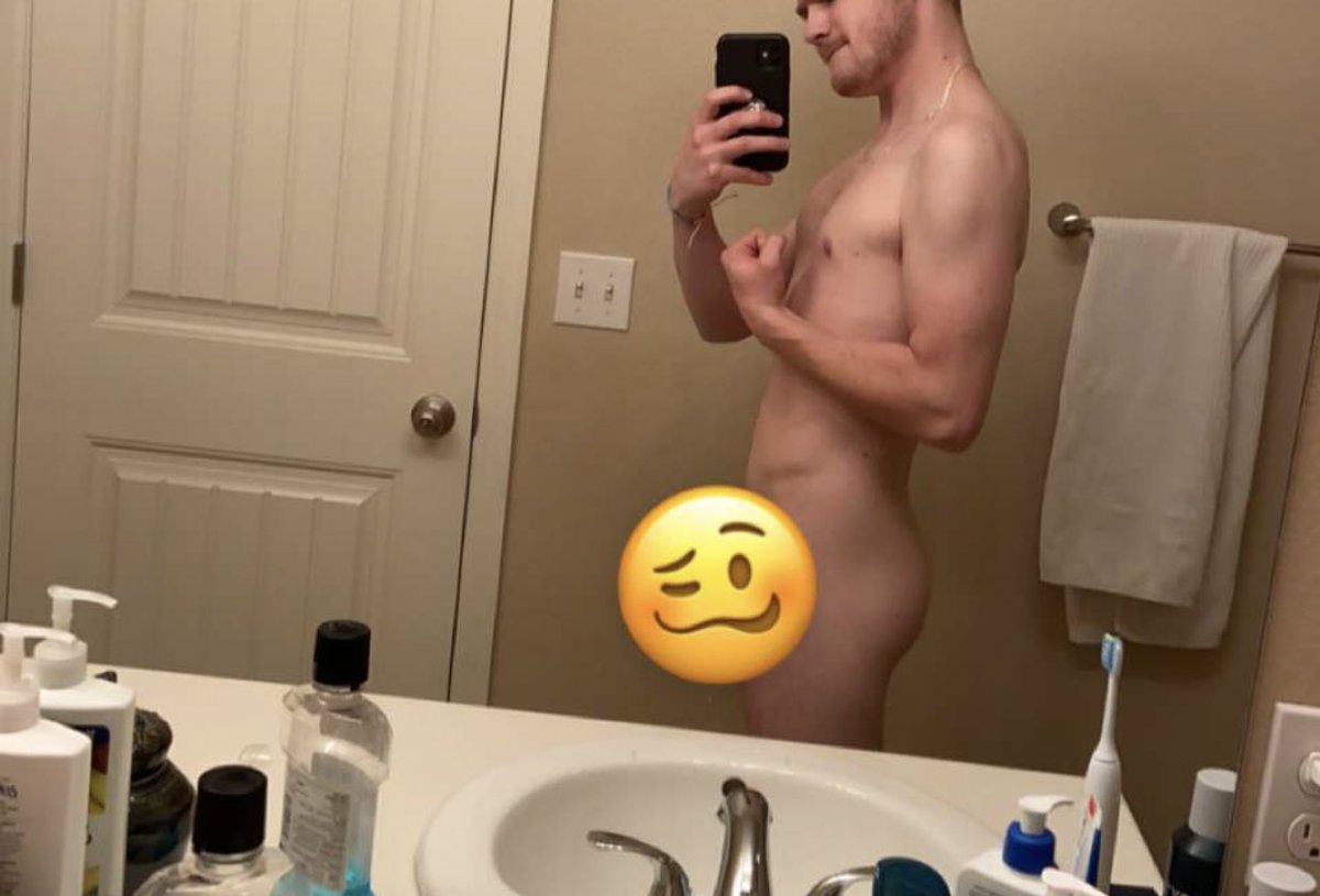 twinkmaster5's tweet photo. Who wants to be the first little pig to get a whiff of these armpits. Maybe if you’re a good boy I’ll let you worship something else. For now get down and sniff a real man. NOW PIG #cashmaster #humanatm #alpha #twink #armpits #findomaddiction #findom https://t.co/eRxAnc4gYB