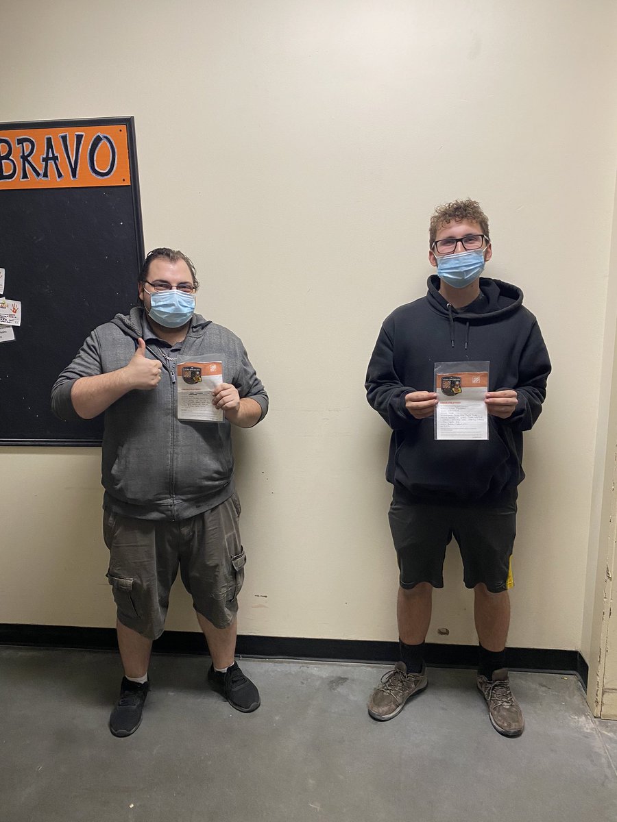 CostaCurtis30's tweet photo. Last week was great for these two! Colton and Joe thrived in there respected department. Joe (Left) freight team. Colton (Right) First week in lumber Recovery really deep dive clean into our department!
#4286 @4286JohnstonHD @CournoyerJohn @maryanne_stl @JasonArigoni https://t.co/zoNOGBil3H