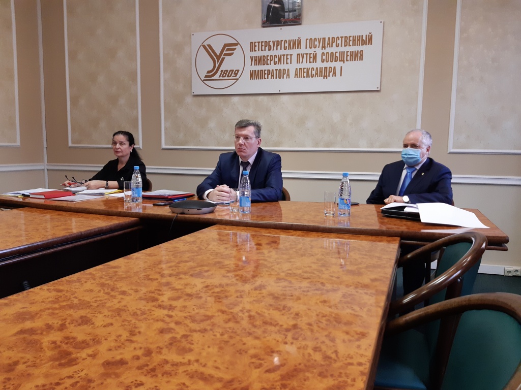 interpgups's tweet photo. The meeting of the Association of Rectors of Transport Universities of Russia and China

https://t.co/R5gMtNfl9e

#pgups #interpgups https://t.co/nQZJEAHfrb